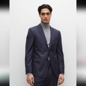 Hugo BOSS Navy Pinstripe VIRGIN WOOL SUIT Size 50 Like New